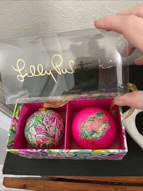 Lilly Pulitzer Hot Pink /Gold Floral OrnamentS Duo NIB